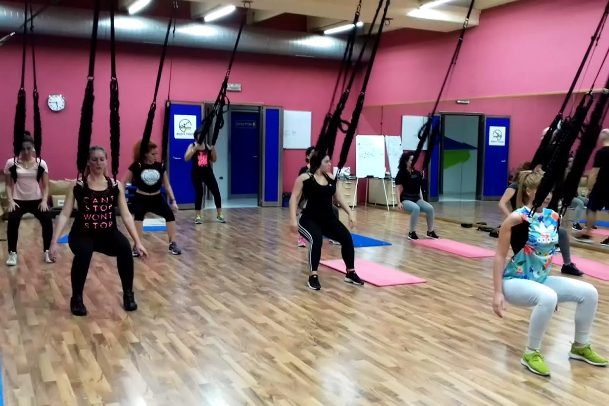 Corsi Fitness GYMNASIUM SCAFATI Piscina Coperta